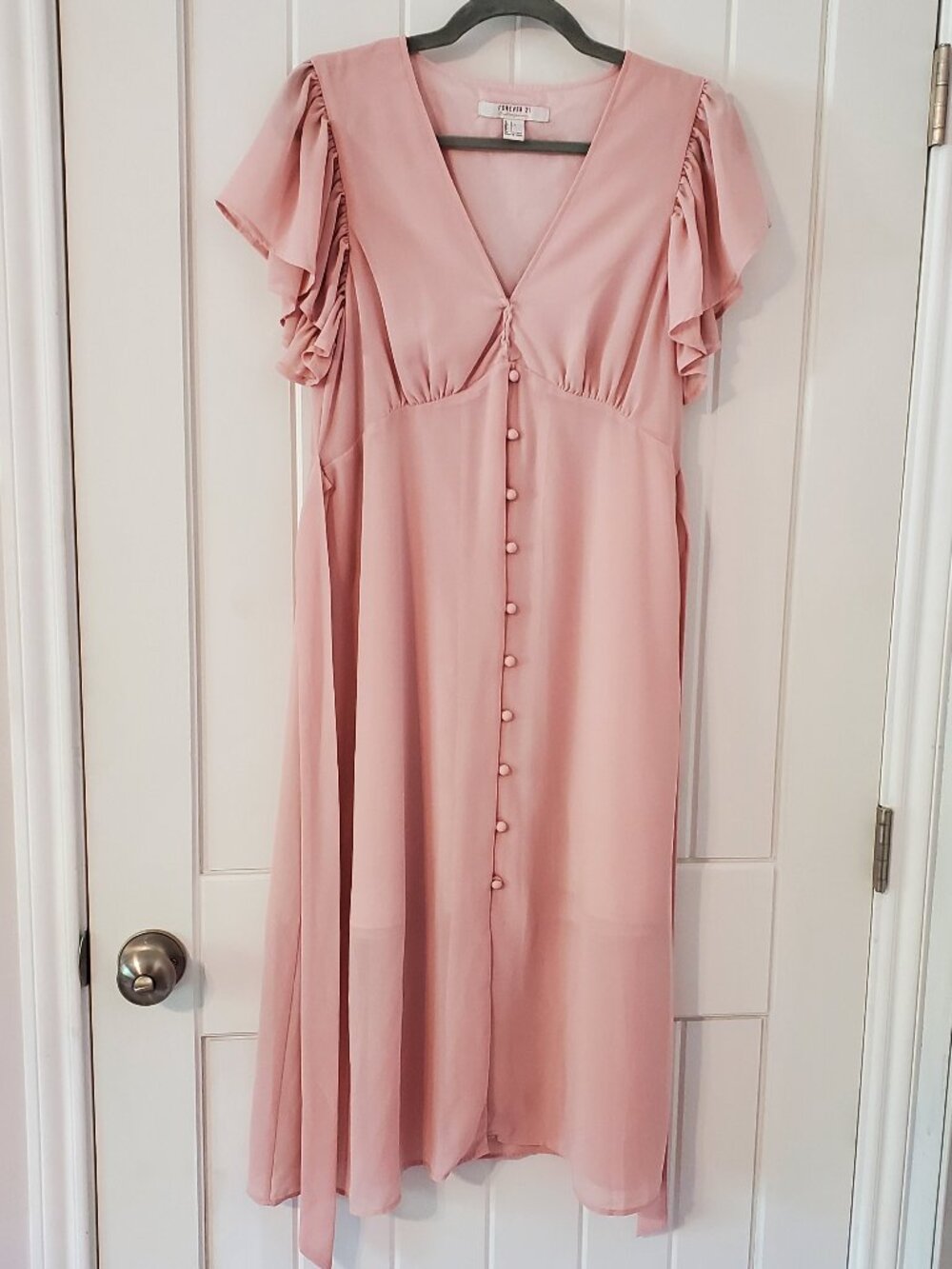 Forever 21 Pink Size Large Knee Length Dress